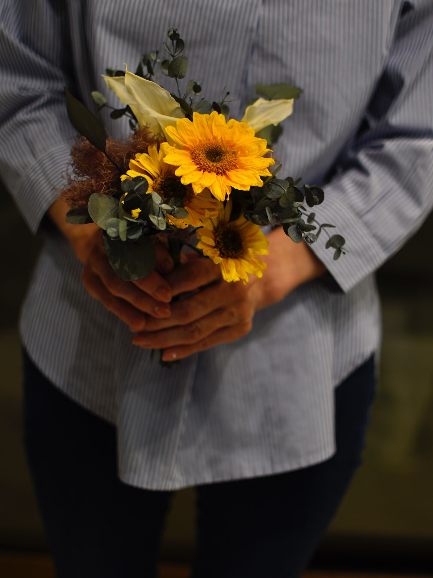 花嫁さまのお好きなひまわりを束ねた お母様の手作り🌻